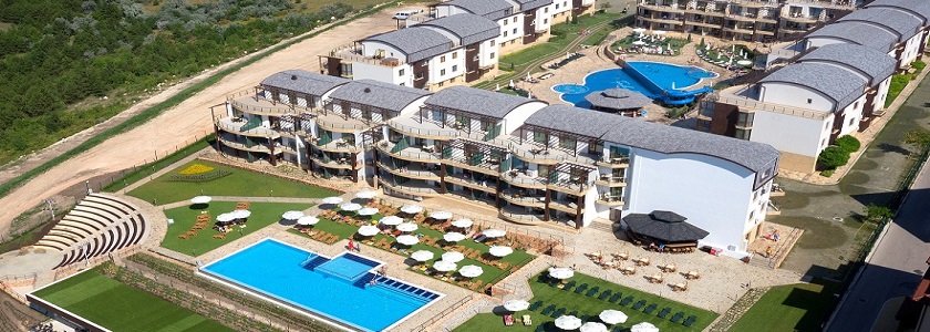 Ваканционно селище "Topola Skies Golf & Spa resort" 